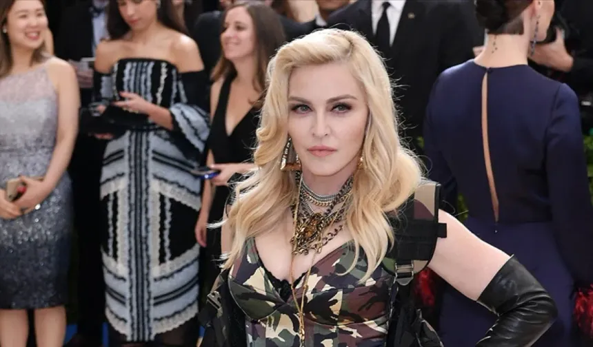 Madonna'dan Papa'ya 'Gazze'yi ziyaret et' paylaşımı