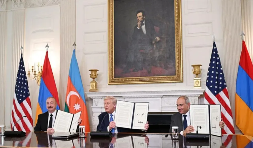 Azerbaycan ve Ermenistan’ın parafladığı barış anlaşması metni yayınlandı