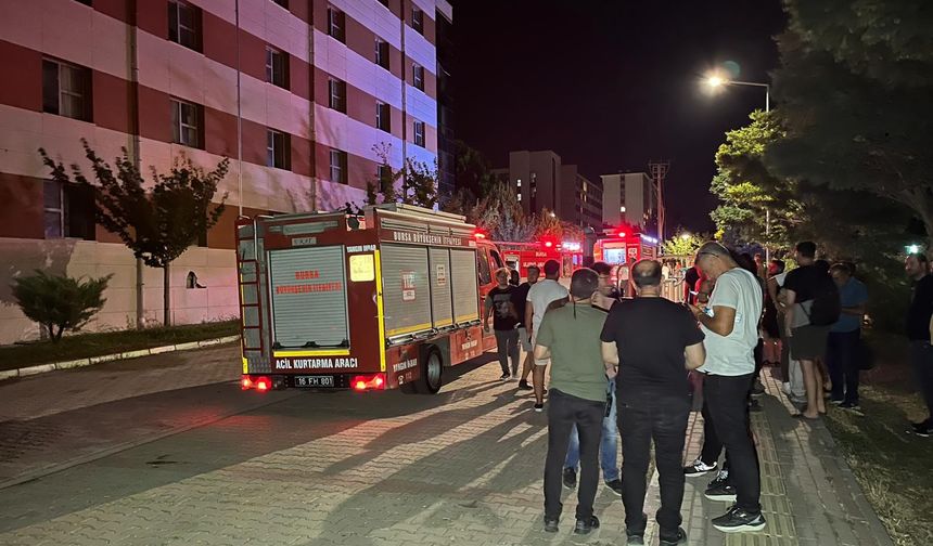 Bursa’da öğrenci yurdunda çıkan yangın söndürüldü