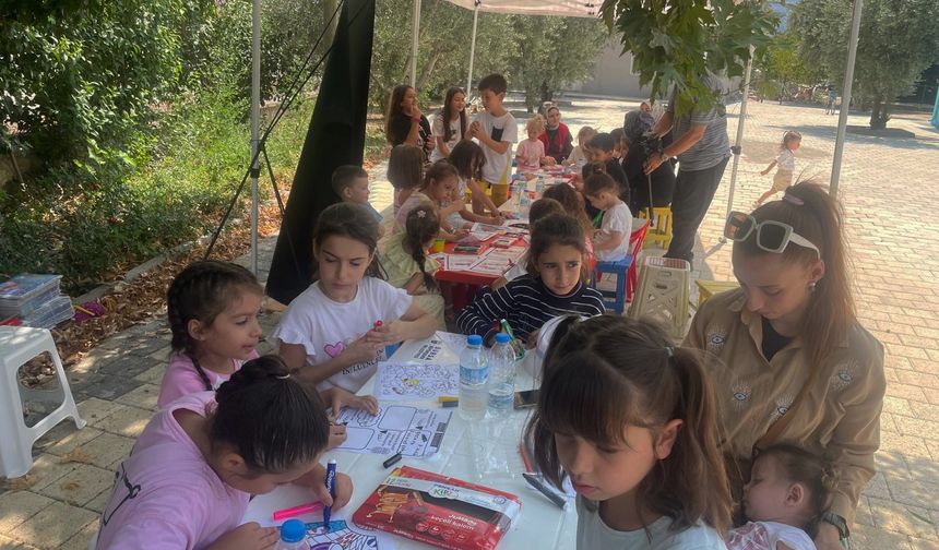 Bursalı çocuklar "gri" rengi sevmedi