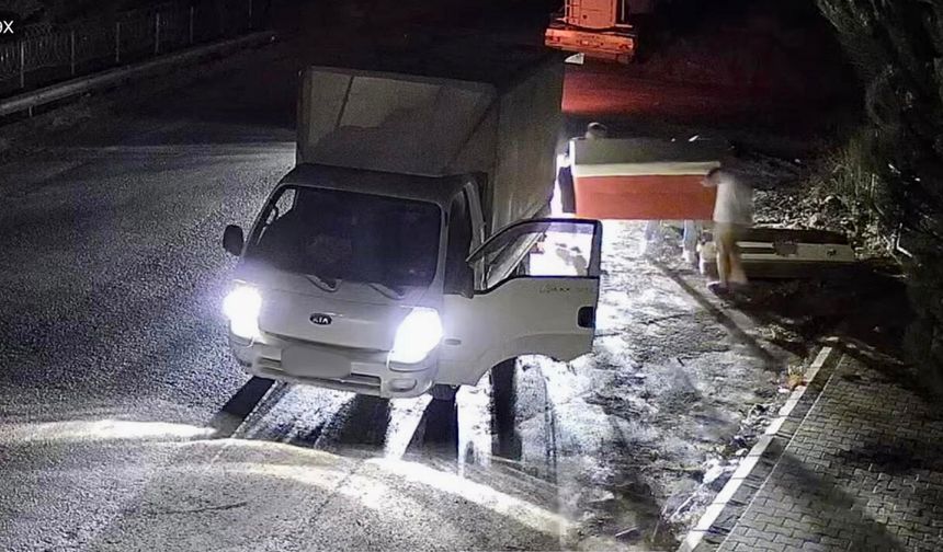 Moloz dökerken iki kere düşünün: Körfez'de 'fotokapan' dönemi başladı