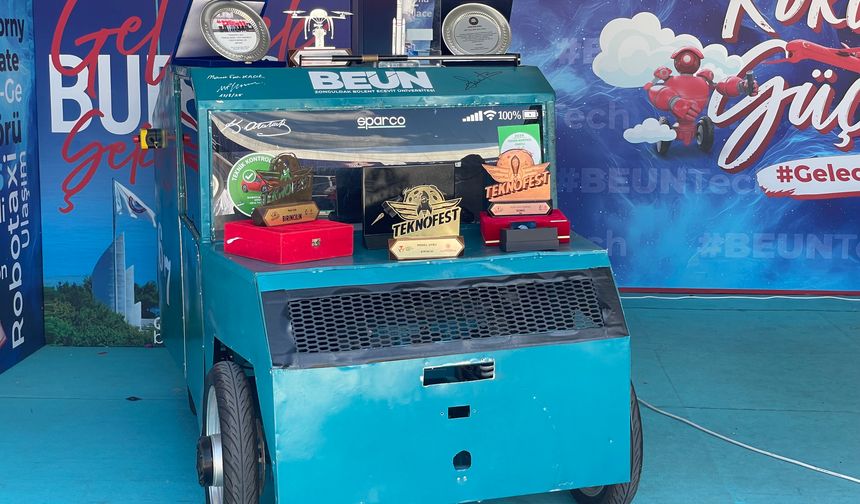 ZBEÜ OVAT Takımı Teknofest Robotaksi Binek Otonom Araç Yarışması'nda 7'nci oldu