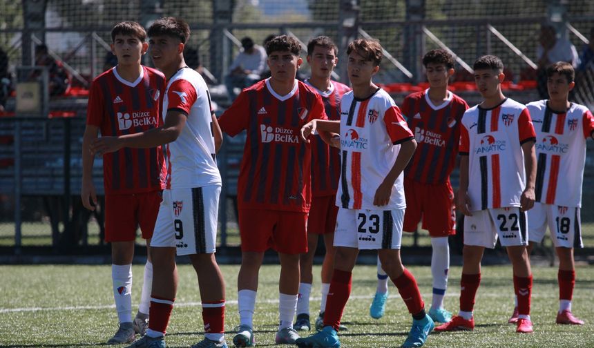 Akademi Ligi U17’de Düzcespor ile 14 Futbol Kulübü Puanları Paylaştı