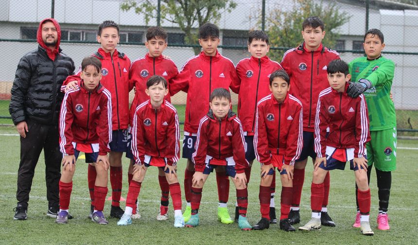 Bolu Gençlerbirliği U14 Takımı’ndan İyi Başlangıç: 2-0  Baran Mutaf’tan iki gol, güçlü oyun, net galibiyet