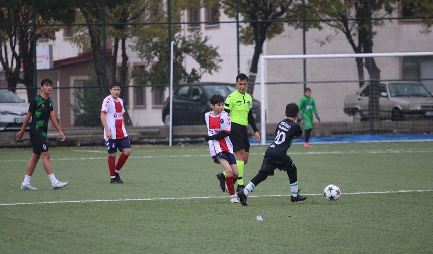 Bolu Gençlerbirliği U14 Takımı’ndan İyi Başlangıç: 2-0  Baran Mutaf’tan iki gol, güçlü oyun, net galibiyet