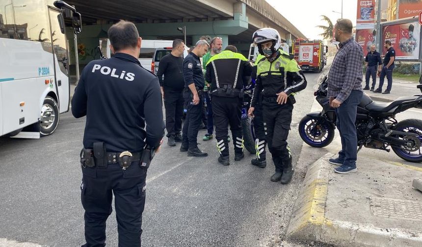 Kocaeli'de iki aracın çarpıştığı kazada 4 kişi yaralandı