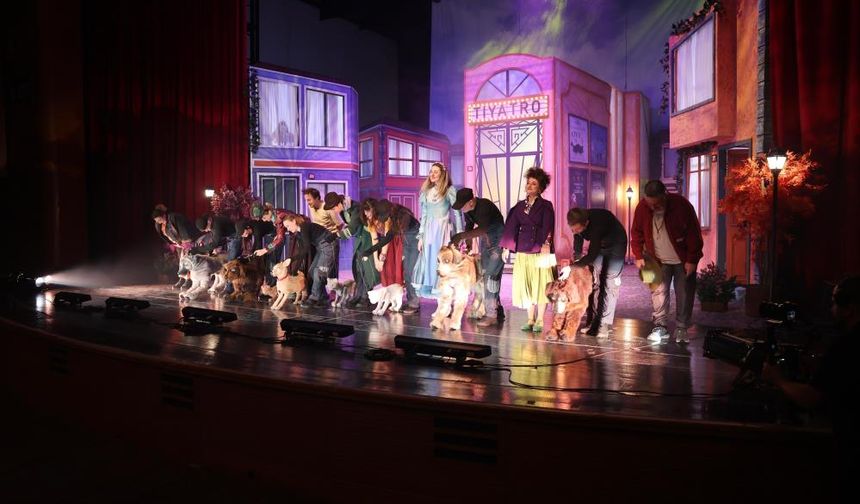 Karagöz Kukla ve Gölge Oyunları’na renkli açılış