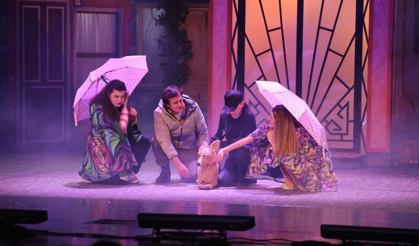 Karagöz Kukla ve Gölge Oyunları’na renkli açılış