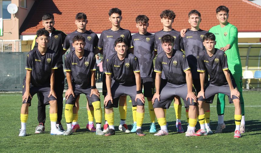 Soysalspor U16 Fırtınası! Kızıkspor’u 8-0’la Geçti, Zirveyi Bırakmadı