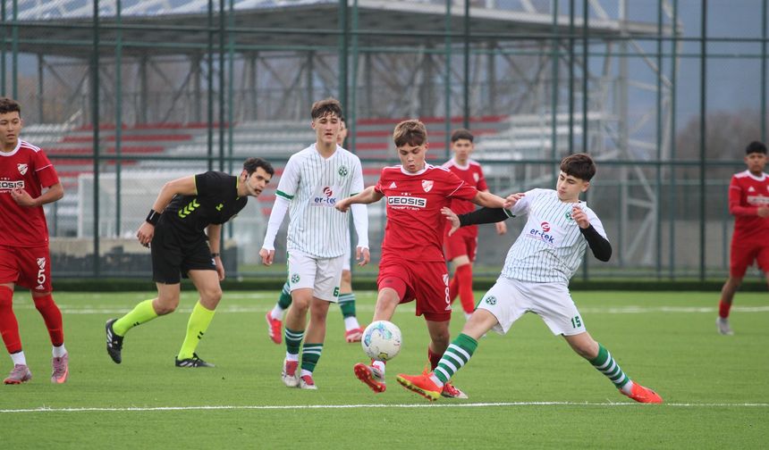 Boluspor U16 rakibine Şans Tanımadı