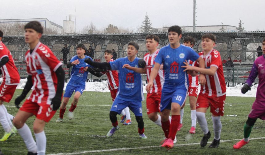 U15 Ligi’nde Nefes Kesen Başlangıç: 14 Futbol Kulübü Kazandı