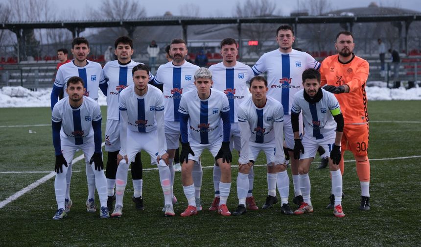 Aladağspor Namağlup Yürüyüşünü Sürdürdü