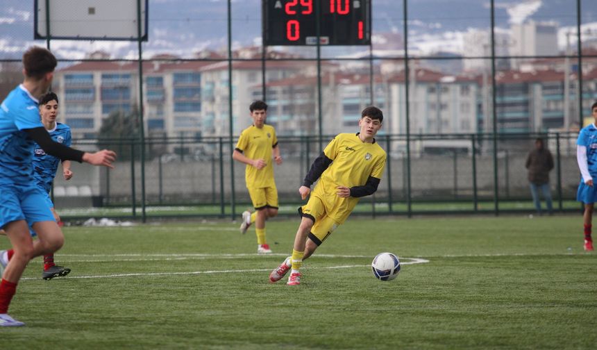 İki Sezon Üst Üste Gol Krallığı Mustafa Efe’den
