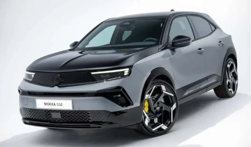 Opel'in en hızlı elektrikli modeli yeni Mokka GSE Türkiye'de satışa çıktı