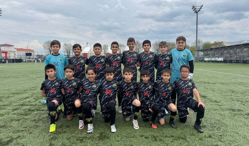 Esra Soysalspor’dan Play-Off Yolunda Kritik Galibiyet: Köy Kentspor’u 3-2 Mağlup Etti