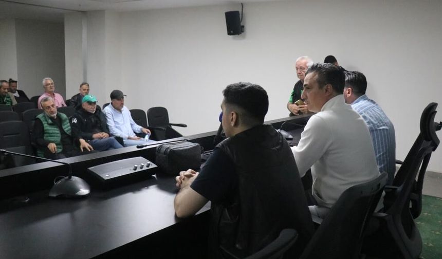 Sakaryaspor'da çoğunluk sağlanmadı, kongre ertelendi