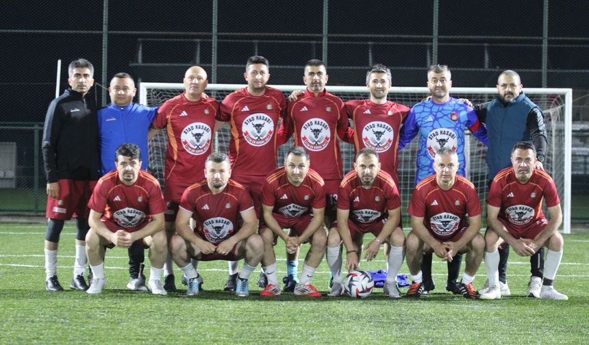 Fatih Hat-Trick Yaptı, Stad Kasabı Çeyrek Finalde