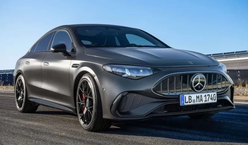 Mercedes-AMG CLA 45 efsanesi elektrikli olarak geri döndü