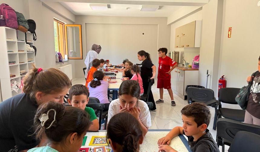 Eğlenerek öğreniyorlar