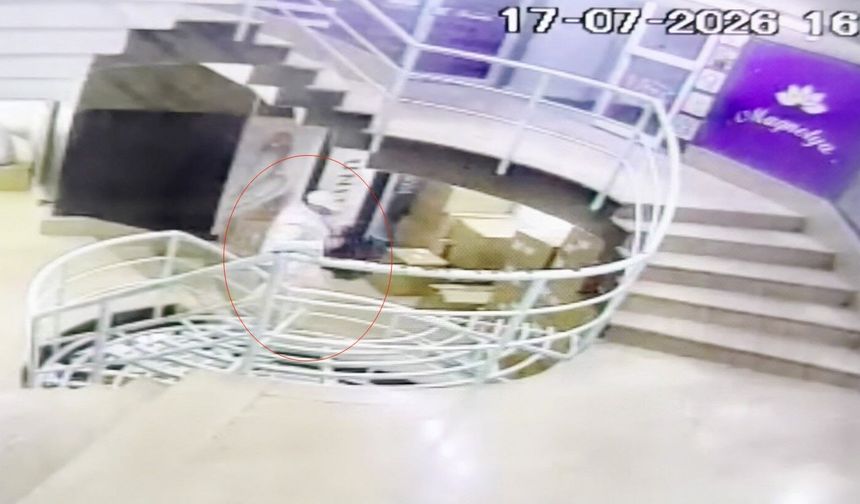 Fatih'teki 2 kilo altın vurgununun kamera görüntüleri ortaya çıktı