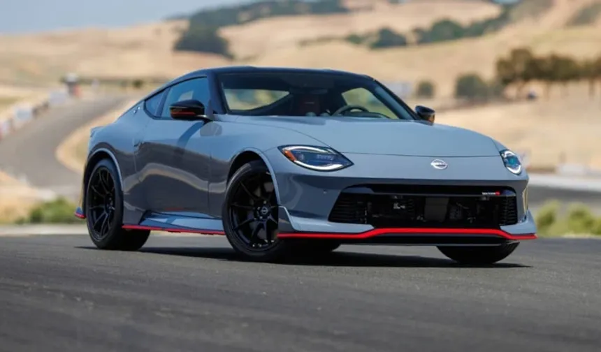 Nissan, makyajlanan yeni Fairlady Z ve Z Nismo modellerini tanıttı