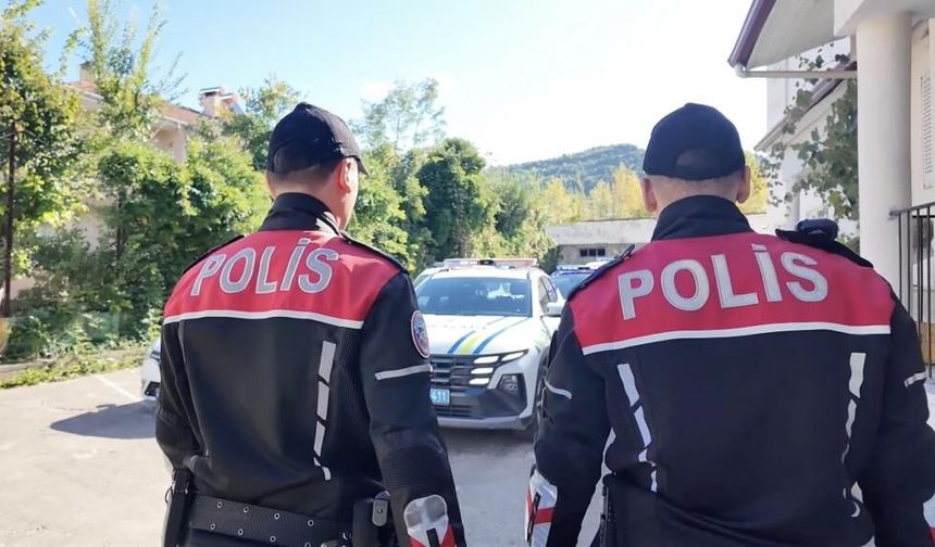 Cide'de 690 şahsın kimlik sorgulaması yapıldı
