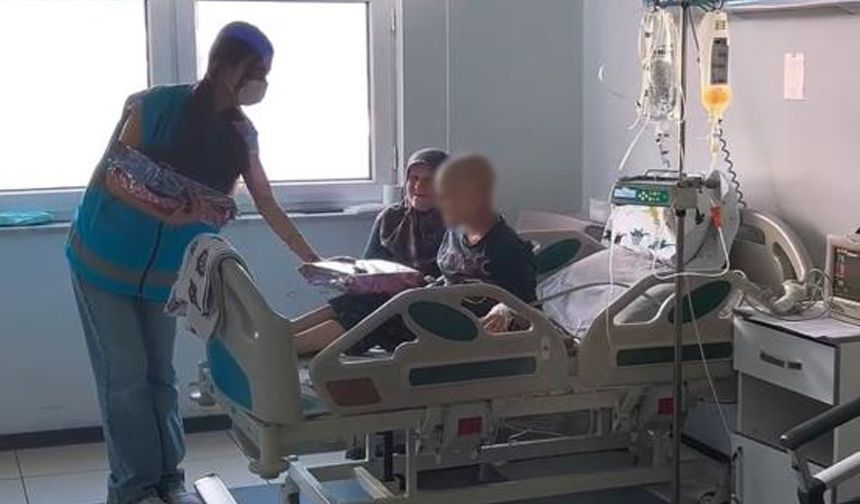 Bolu'da minik hastaların yüzünü güldüren ziyaret